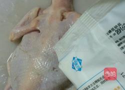 电饭锅蒸全鸡的做法图解3