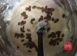 蜂蜜葡萄干小蛋糕的做法图解5