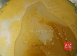 葡萄干蛋糕卷的做法图解3