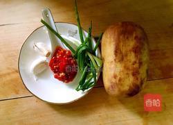 剁椒拌藕片的做法图解1