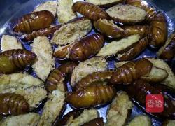 炸蚕蛹的做法图解5