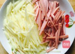 马铃薯火腿鸡蛋的做法图解1