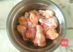 电饭煲翅根的做法图解1