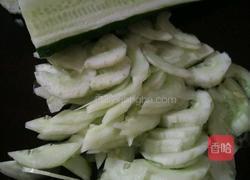 超简单开胃凉拌青瓜的做法图解1