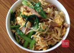 炒泡面的做法图解7