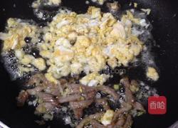 炒泡面的做法图解5