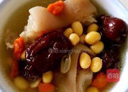猪蹄炖黄豆的做法图解4