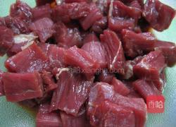 彩椒爆炒牛肉粒的做法