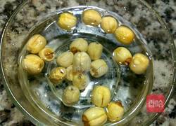 菱角莲子排骨汤的做法图解2