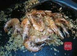 避风塘炒虾的做法图解7