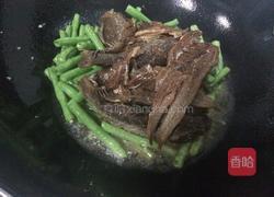 炸鲮鱼炒长豆角。的做法图解4