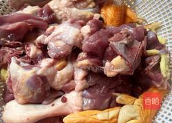 炒鸭肉的做法图解1