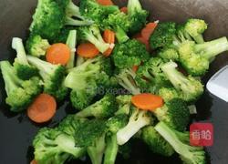 清炒西兰花的做法图解7