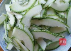 醋溜瓜片的做法图解1