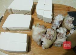 豆腐烧猪蹄的做法图解2
