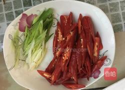 红辣椒炒腊牛肉的做法图解4