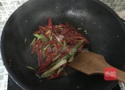 红辣椒炒腊牛肉的做法图解8