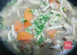 平菇排骨汤的做法图解8