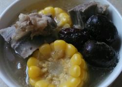 玉米红枣龙骨汤