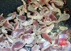 酸豆角炒鸡胗的做法图解3