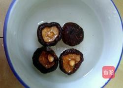 龙骨香菇汤的做法图解2