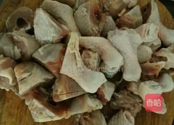 香菇炖鸡腿的做法图解2