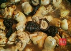 香菇炖鸡腿的做法图解8