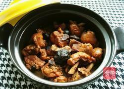 香菇炖鸡腿的做法图解10