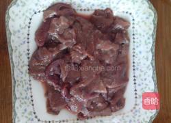 彩椒洋葱炒猪肝的做法图解2