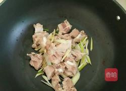 清炖冬瓜玉米排骨的做法图解3