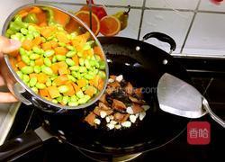 青豆炒腊肉的做法图解6