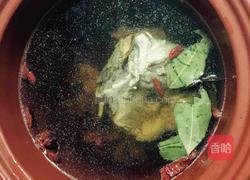 松茸棒骨养生汤的做法图解3