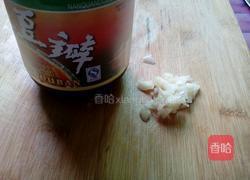 豆瓣酱烧豆腐的做法图解1
