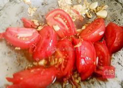 蕃茄苦瓜紫菜蛋花汤的做法图解3