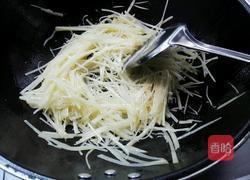 干煸土豆丝的做法图解2