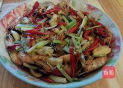 浇汁油爆虾的做法图解4