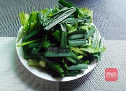 蒜苗焖猪头肉的做法图解2