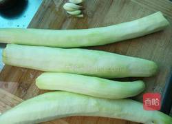 鸡蛋炒丝瓜的做法图解1