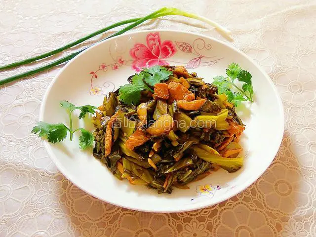 酸菜炒肉