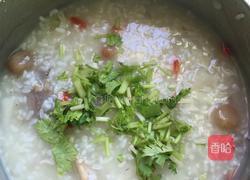 老鸽子桂圆滋补新米粥的做法图解7