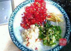 凉拌腐竹木耳的做法图解3