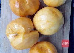 黄桃罐头的做法图解1