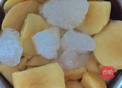 黄桃罐头的做法图解3