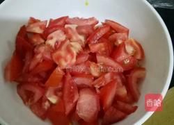 西红柿鸡蛋卤面的做法图解2