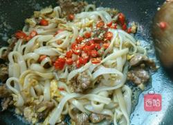牛肉炒河粉的做法图解9