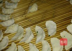 韭菜猪肉馅水饺的做法图解4