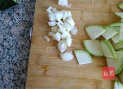 炒西葫芦的做法图解1
