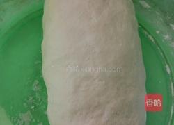 韭菜肉馅包的做法图解3