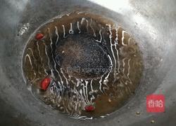 韭菜炒茭瓜丝的做法图解2