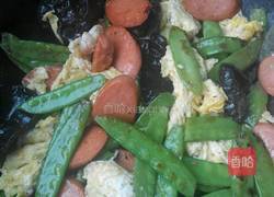 荷兰豆炒木耳的做法图解4